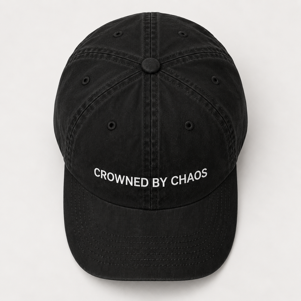 Casquette Classic Logo CROWNED BY CHAOS noire, vue du dessus