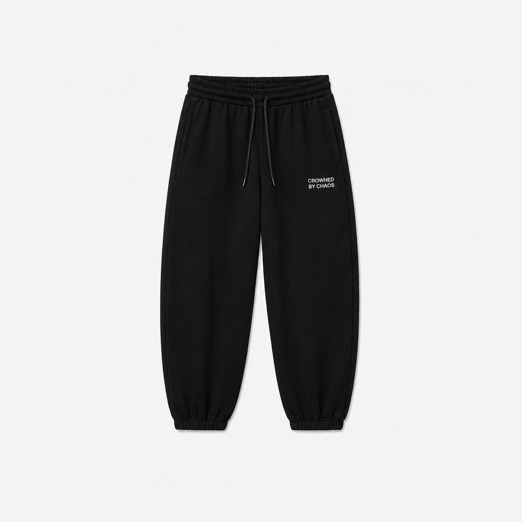 Pantalon de survêtement CROWNED BY CHAOS noir – vue de face